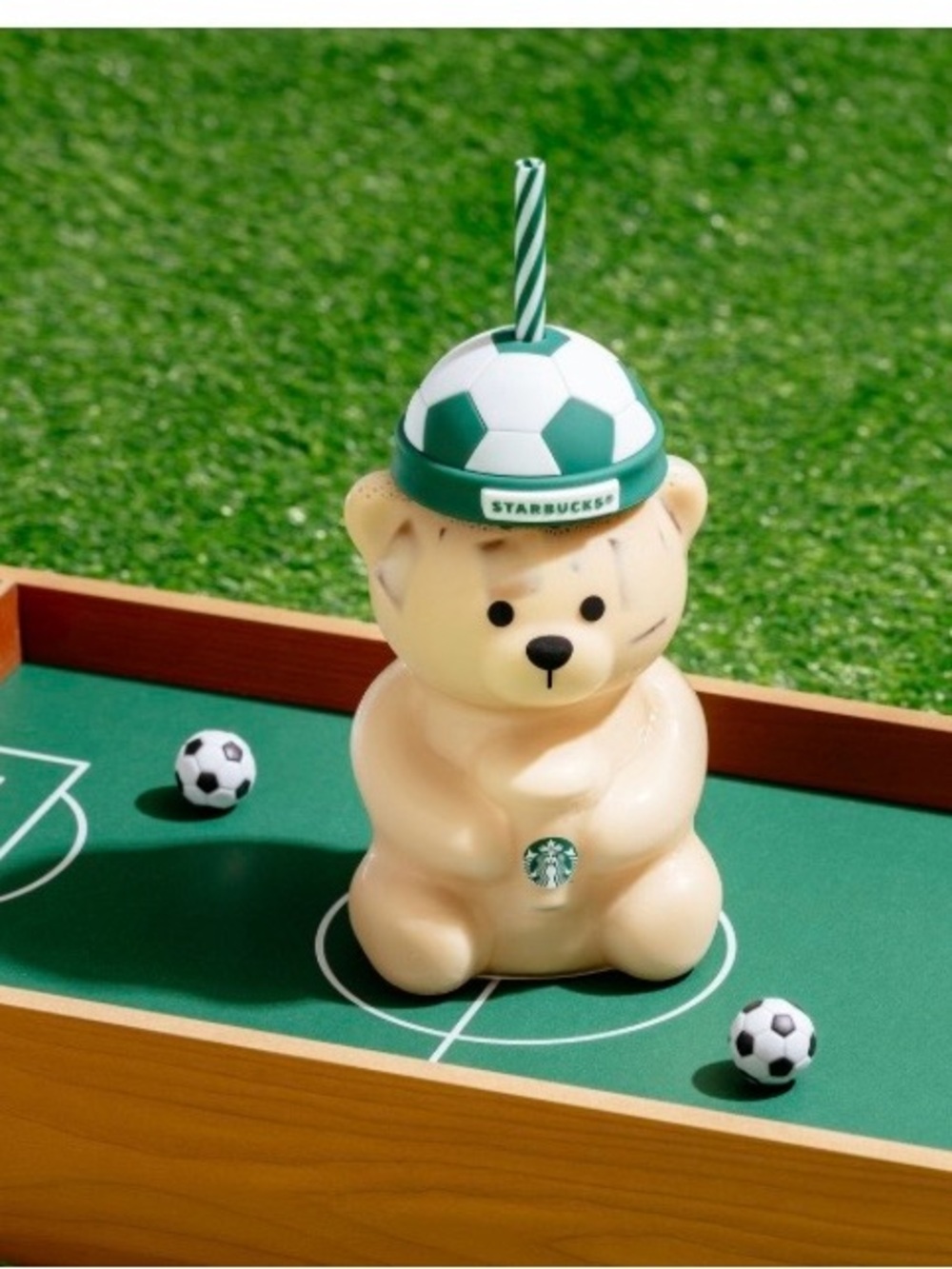 2026 New FIFA
World Cup
Starbucks Bearista Bear Glass
Tumbler Football Cup - Picture 5 of 5